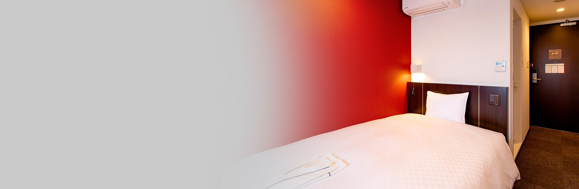 セミダブルルーム